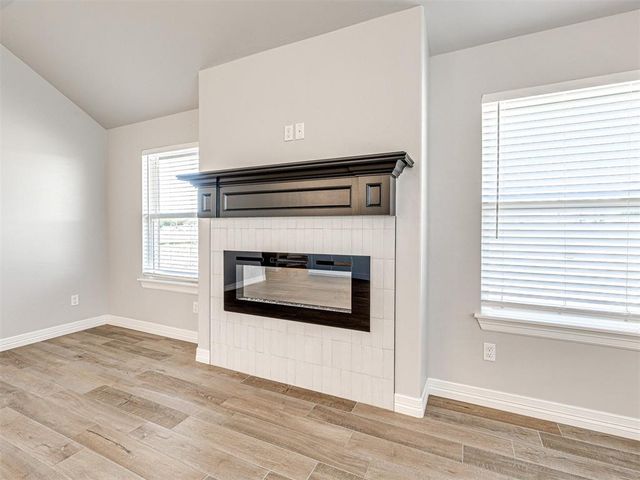 7712 Three Woods Lane, Yukon, OK 73099