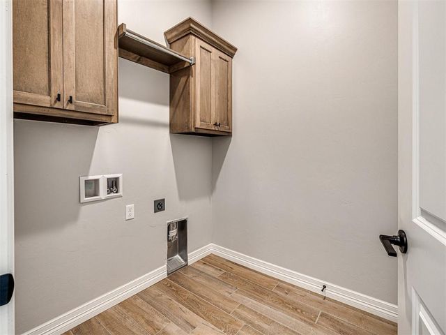 7712 Three Woods Lane, Yukon, OK 73099