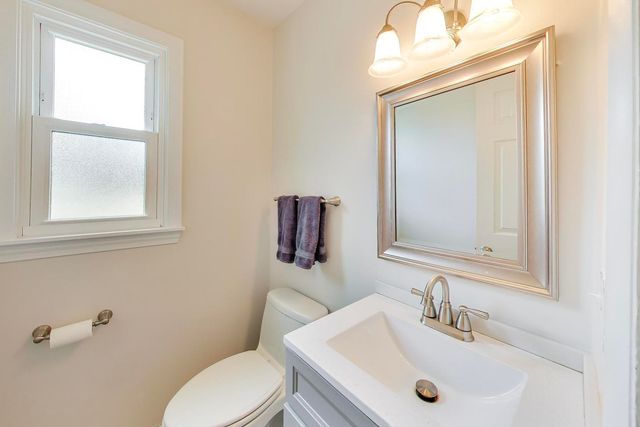 2505 E Mayfair Road, Arlington Heights, IL 60004