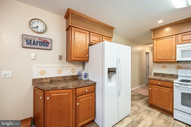 201 FAWN DR, Salisbury, MD 21804