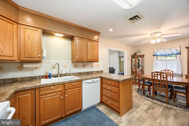 201 FAWN DR, Salisbury, MD 21804