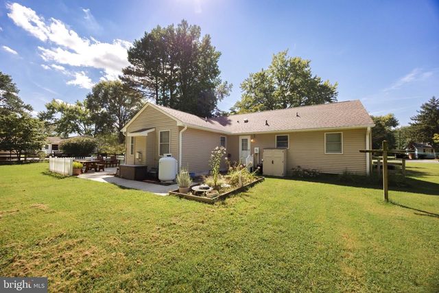 201 FAWN DR, Salisbury, MD 21804