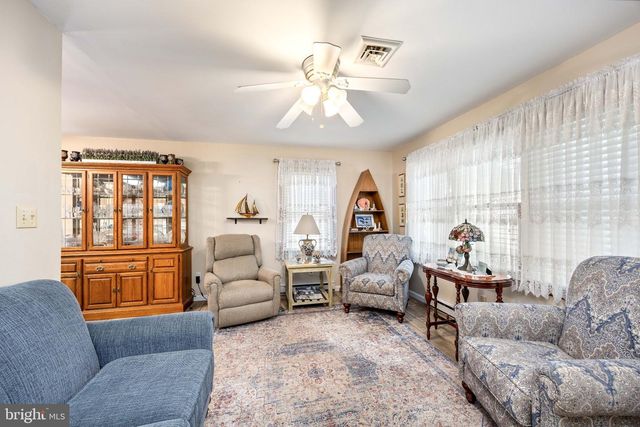 201 FAWN DR, Salisbury, MD 21804