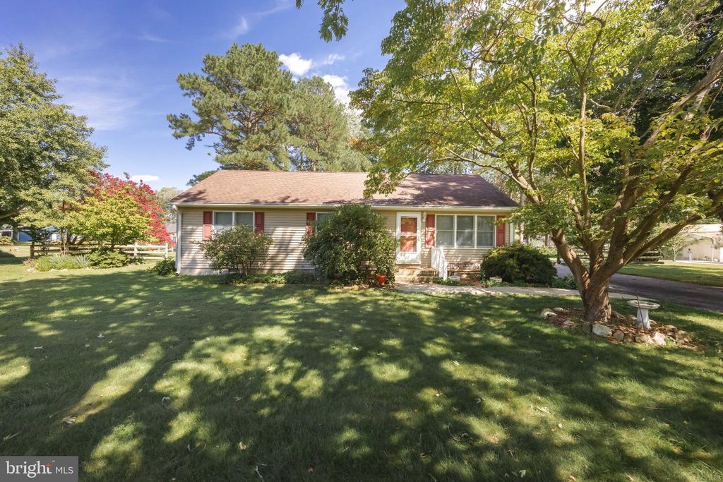 201 FAWN DR, Salisbury, MD 21804