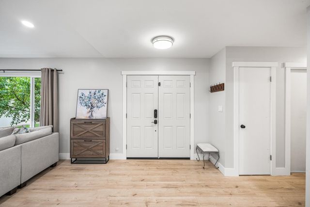 9672 Appalachian Dr, Sacramento, CA 95827
