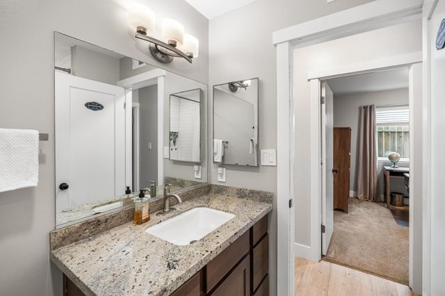 9672 Appalachian Dr, Sacramento, CA 95827