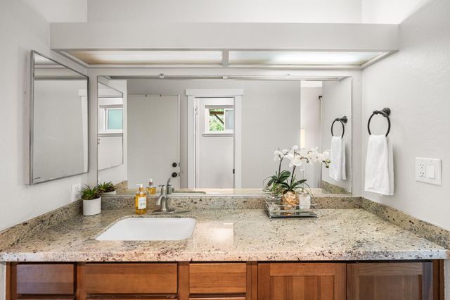 9672 Appalachian Dr, Sacramento, CA 95827