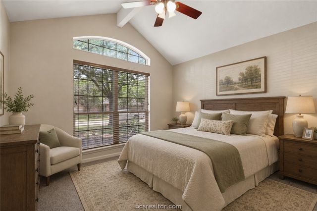 6204 London Circle, Bryan, TX 77802