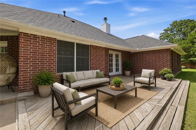 6204 London Circle, Bryan, TX 77802