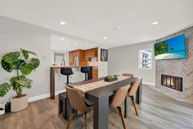 10961 Avenida De Los Lobos, San Diego, CA 92127