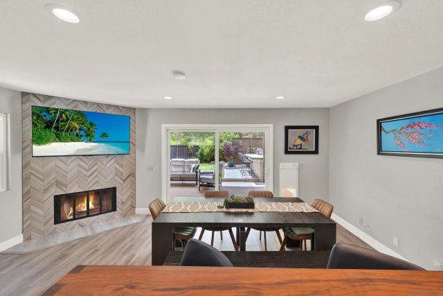 10961 Avenida De Los Lobos, San Diego, CA 92127