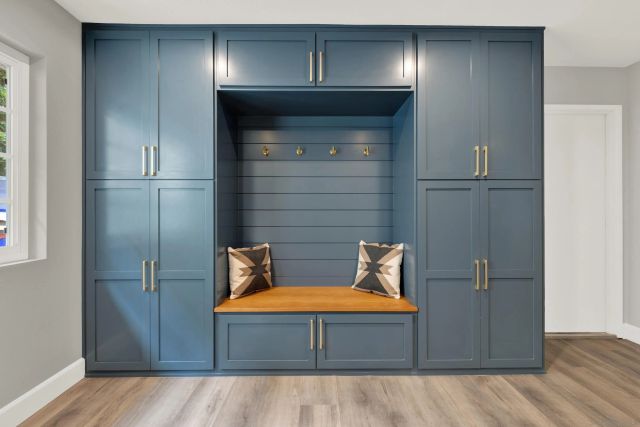 10961 Avenida De Los Lobos, San Diego, CA 92127