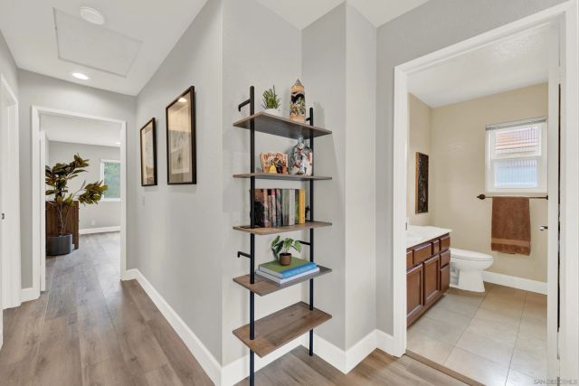 10961 Avenida De Los Lobos, San Diego, CA 92127