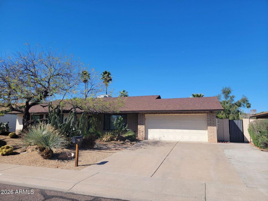 4428 E JOAN DE ARC Avenue, Phoenix, AZ 85032