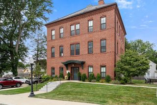 15 Sparhawk 3, Amesbury, MA 01913