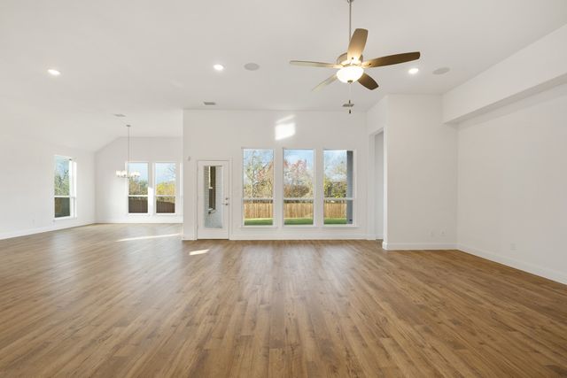 735 Oak, Lavon, TX 75166