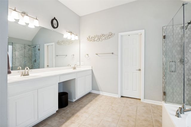 2641 Tradewinds Drive, Little Elm, TX 75068
