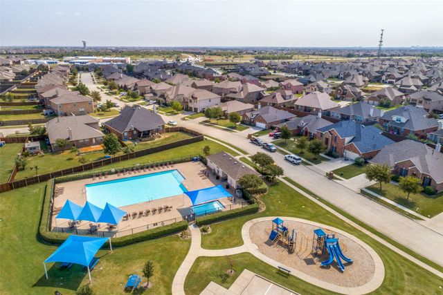 2641 Tradewinds Drive, Little Elm, TX 75068