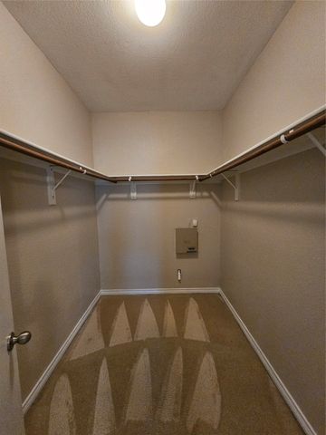 605 Snowy Orchid Lane, Desoto, TX 75115