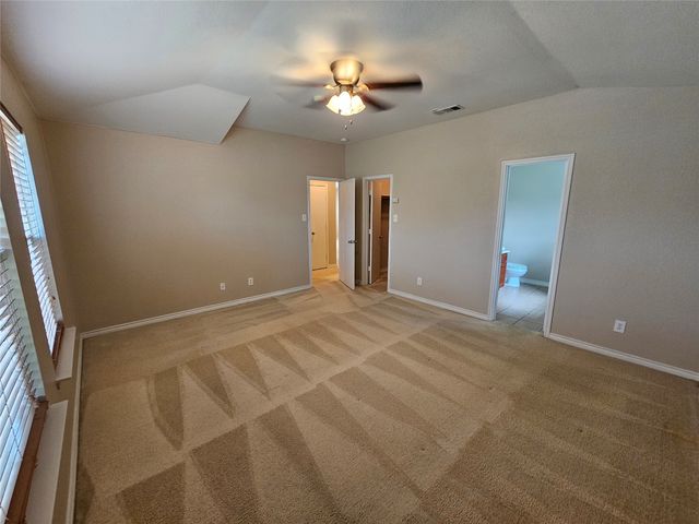 605 Snowy Orchid Lane, Desoto, TX 75115