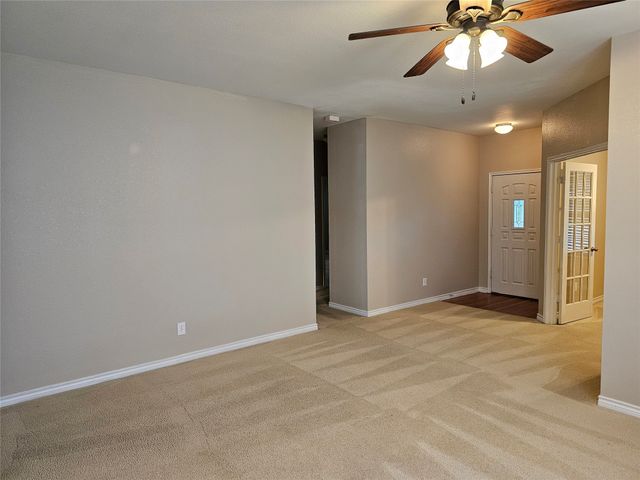 605 Snowy Orchid Lane, Desoto, TX 75115