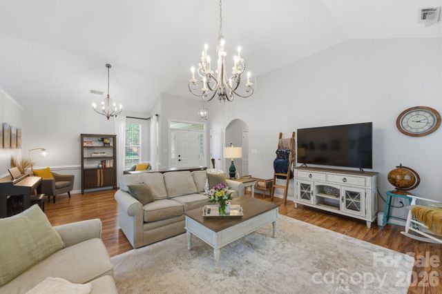 7715 Blythwood Lane, Charlotte, NC 28227