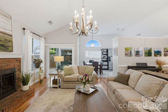 7715 Blythwood Lane, Charlotte, NC 28227