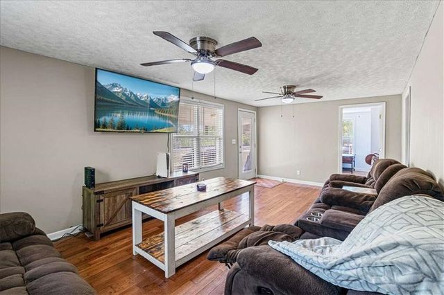 134 Corinth Poseyville Road, Bremen, GA 30110