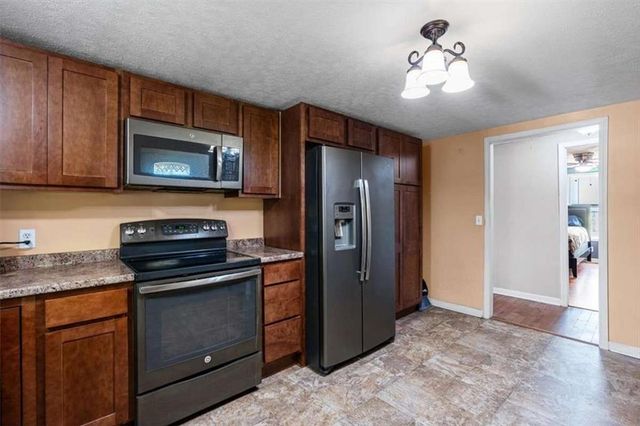 134 Corinth Poseyville Road, Bremen, GA 30110