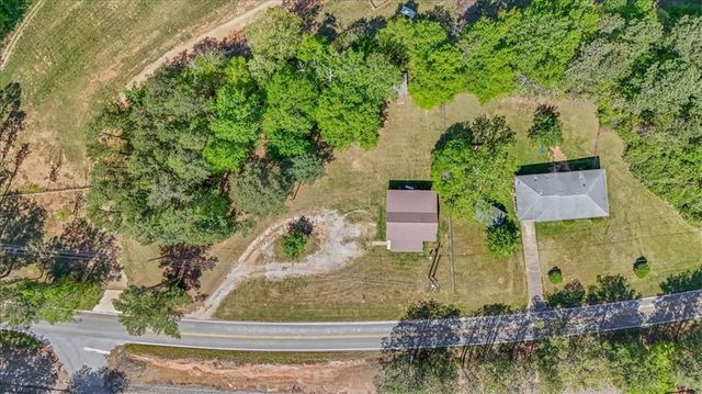 134 Corinth Poseyville Road, Bremen, GA 30110