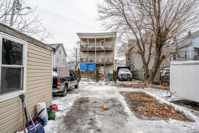 274 Boston Street, Lynn, MA 01902