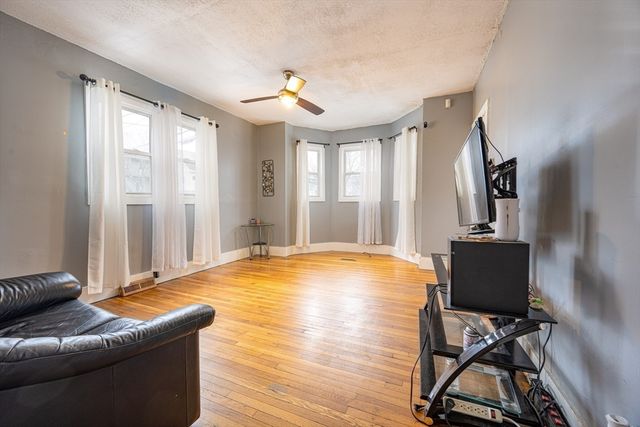 274 Boston Street, Lynn, MA 01902