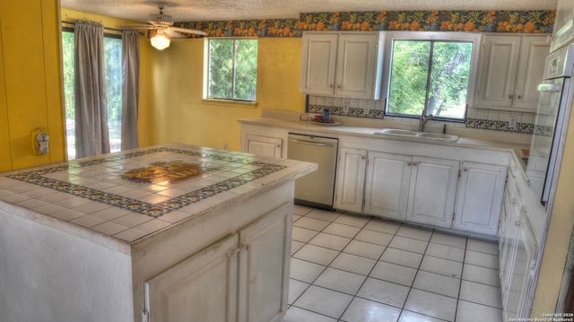 6623 Ranch Rd 1120, Rio Frio, TX 78879