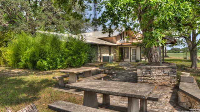 6623 Ranch Rd 1120, Rio Frio, TX 78879