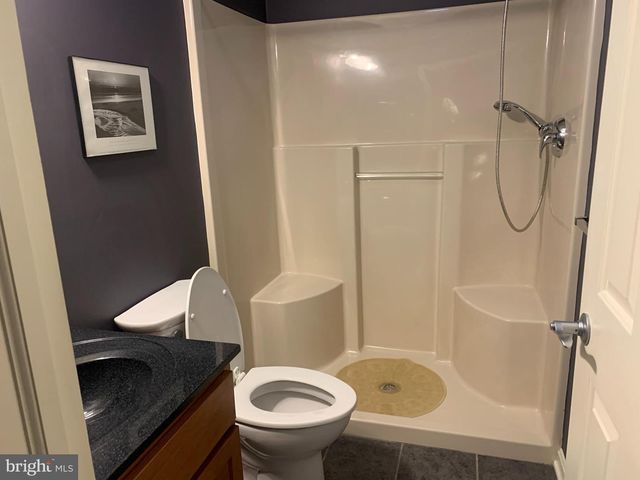 6 ROCKLEDGE COURT, Carlisle, PA 17015