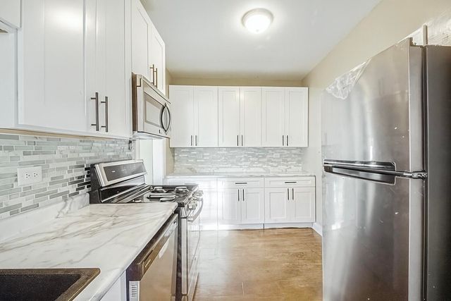 733 Lincoln Street, Gary, IN 46402