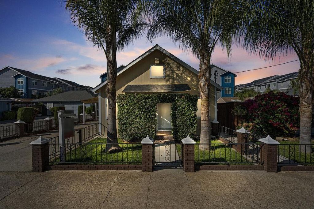 7621 Forest Street, Gilroy, CA 95020