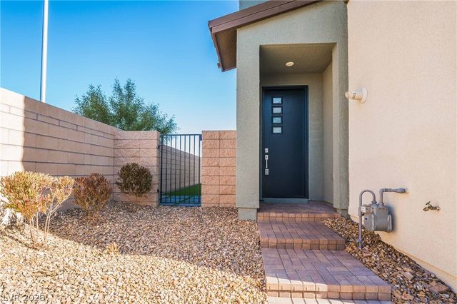 9228 DESERT PEARL Avenue, Las Vegas, NV 89148
