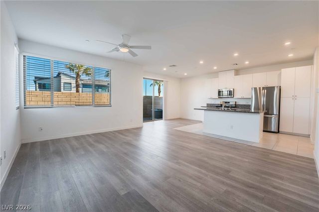 9228 DESERT PEARL Avenue, Las Vegas, NV 89148