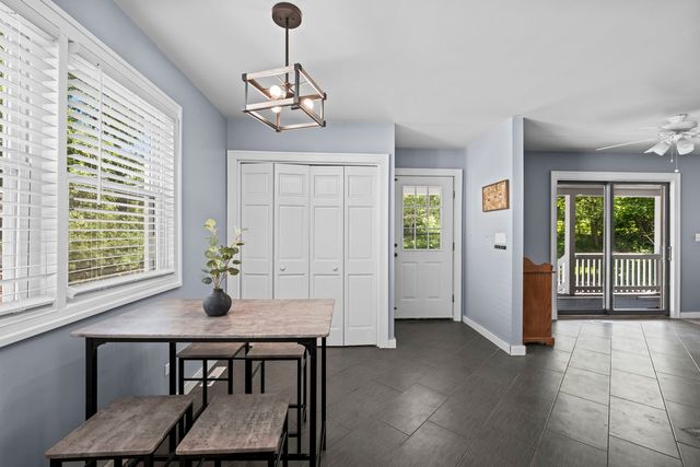 331 E Russell Street, Barrington, IL 60010