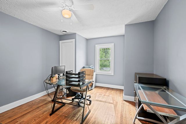 331 E Russell Street, Barrington, IL 60010