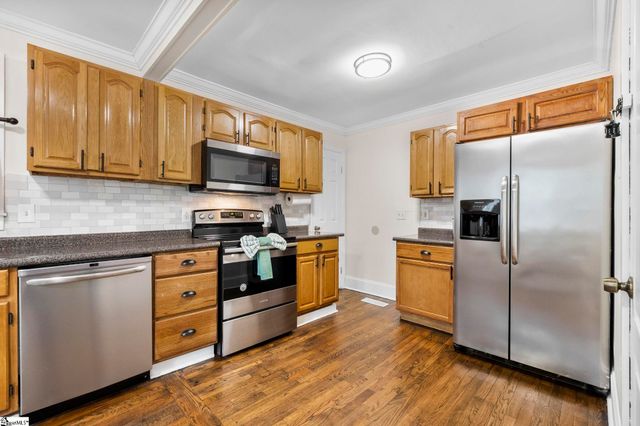 120 E Wilburn Avenue, Greenville, SC 29611