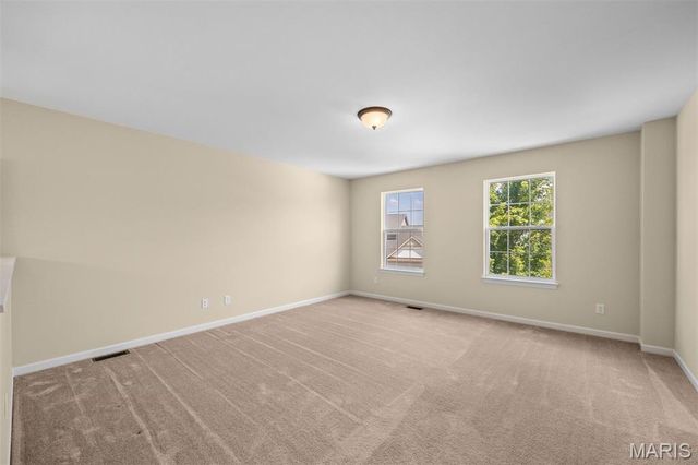 1633 Willowbrooke Manors Court, Creve Coeur, MO 63146