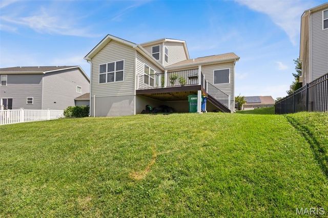 1633 Willowbrooke Manors Court, Creve Coeur, MO 63146