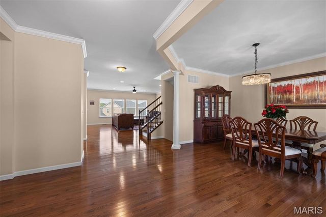 1633 Willowbrooke Manors Court, Creve Coeur, MO 63146
