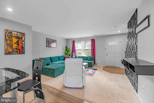 370 SEDIMENTARY ROCK RD, Dover, DE 19904
