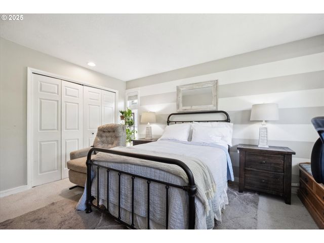 14030 Sw BARLOW Pl, Beaverton, OR 97008