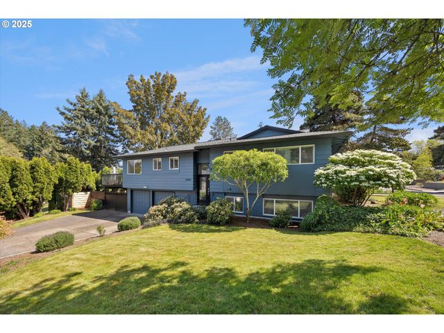 14030 Sw BARLOW Pl, Beaverton, OR 97008