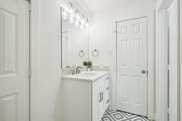 433 Fieldwood Drive, Richardson, TX 75081