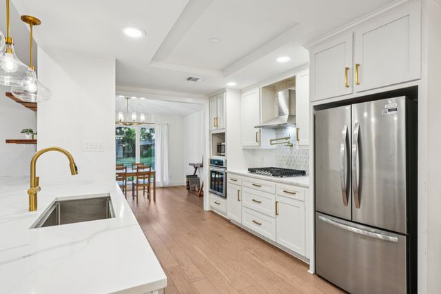 433 Fieldwood Drive, Richardson, TX 75081